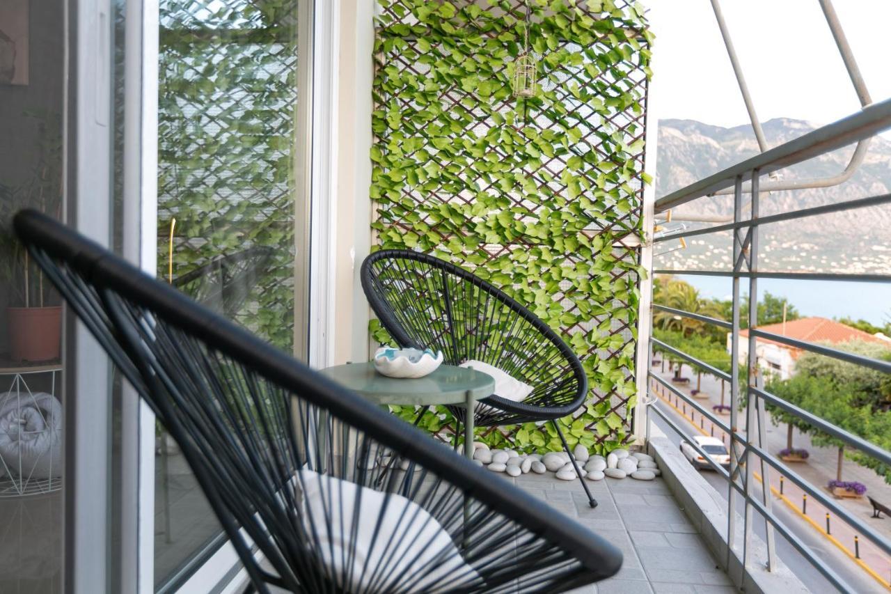 Seafront Kalamata Haven - Blue Luxury Suite Exterior foto