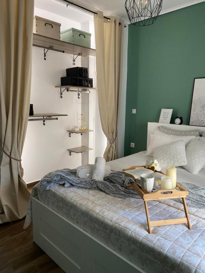 Seafront Kalamata Haven - Blue Luxury Suite Exterior foto