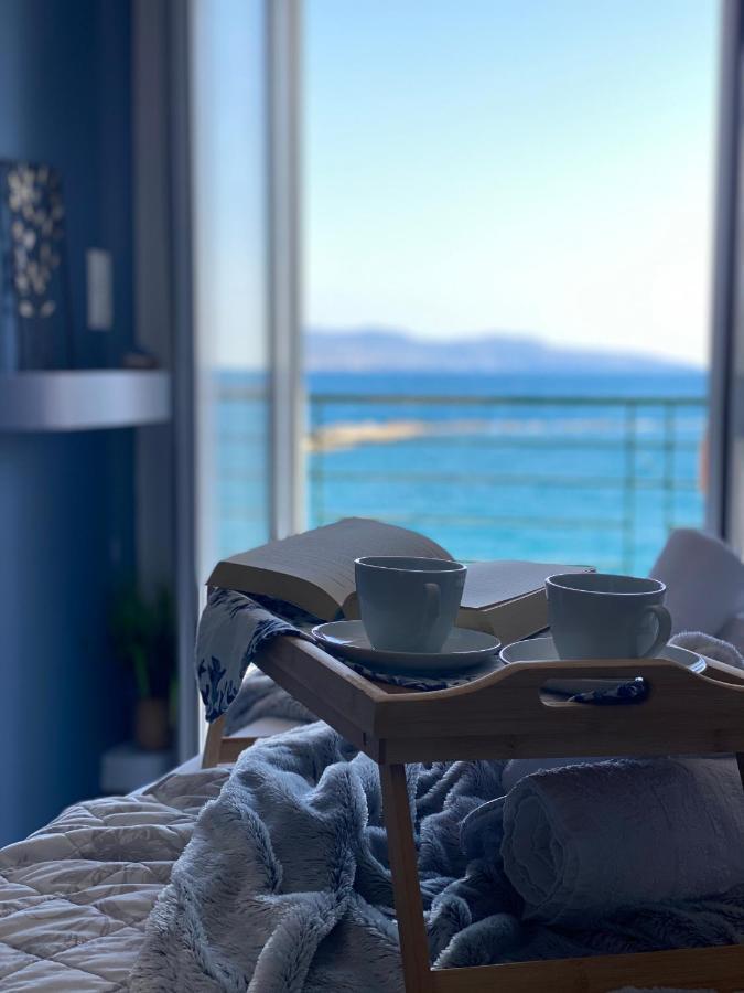Seafront Kalamata Haven - Blue Luxury Suite Exterior foto